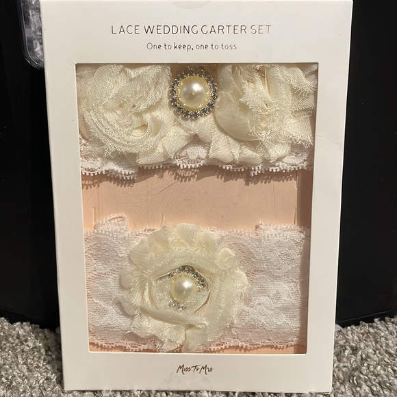 ✨BRAND NEW✨ Bride to Be Gear! - Picture 3 of 5